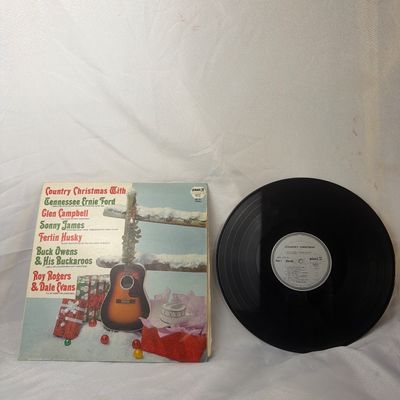 Sale Photo Thumbnail #5: Vintage "Country Christmas" compilation vinyl record album on the Pickwick label (SPC-1012). Features holiday tracks by Tennessee Ernie Ford, Glen Campbell, Sonny James, Ferlin Husky, Buck Owens & His Buckaroos, and Roy Rogers & Dale Evans. Includes the o