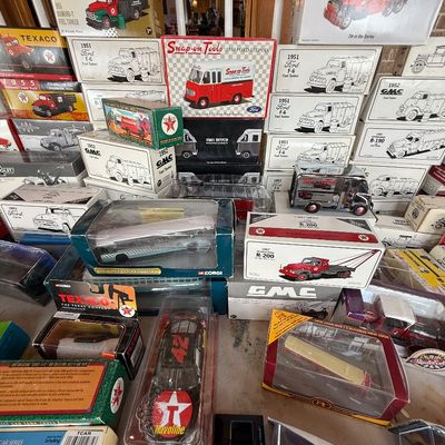 Sale Photo Thumbnail #85