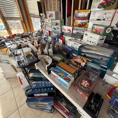 Sale Photo Thumbnail #159