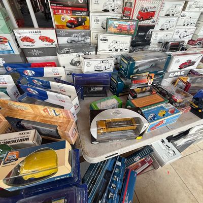 Sale Photo Thumbnail #82