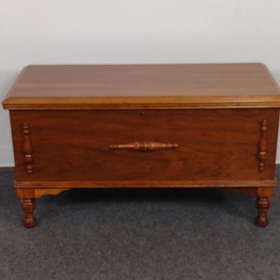 Vintage Bloom Chest