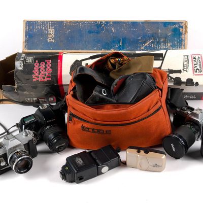 4 Vintage Cameras & Camera Accessories Incl. Niko. & Vivatar