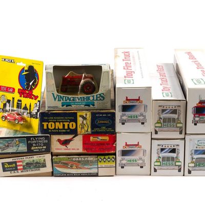 8 Hess Trucks In Original Boxes & 9 Plastic Models Incl. Tonto