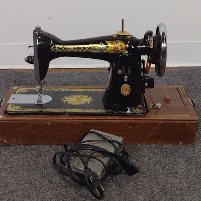 Singer Sewing Machine