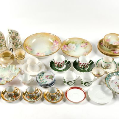 Teacups, Saucers & Porcelain Kitchenware