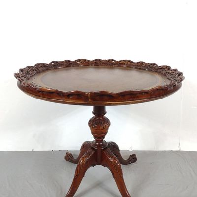 Chippendale-Style Tilt-Top Pie Crust Tea Table