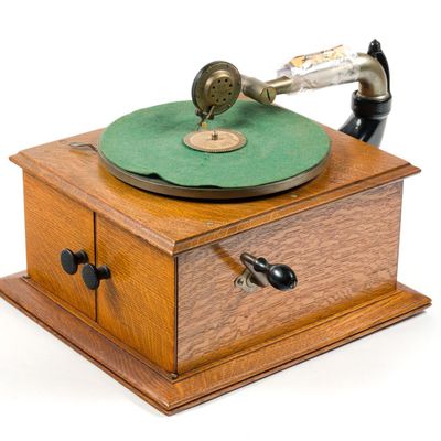 Antique Victor Talking Machine Co Model VV-IV