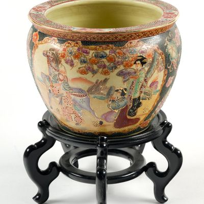 Satsuma Fish Bowl On Pedestal