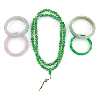 Chinese Jade Jewelry Including Carved Lavender Jade