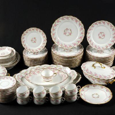 Limoges "Bridal Wreath" Dinner Service