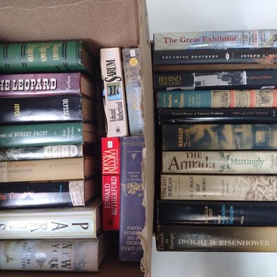 19 Vintage Books incl. Berlin Diary