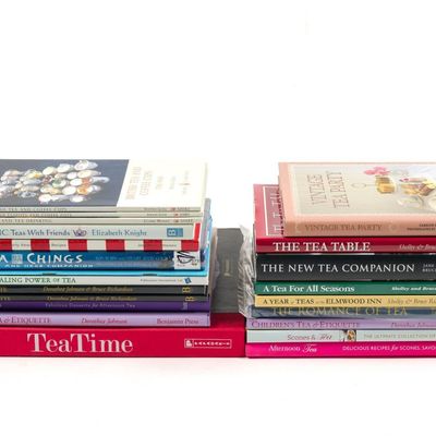 22 Books On Tea Incl. 5 Signed Books