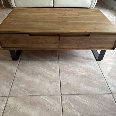 Mid century modern coffee table-matches entertainment center. Real wood & metal