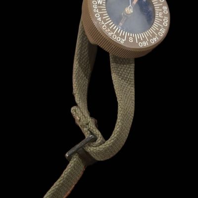 Sale Photo Thumbnail #187: WWII US Airborne Wrist Compass, 9-44
