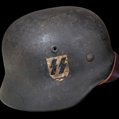Sale Photo Thumbnail #487: WWII Waffen-SS M40 EF64 Combat Helmet