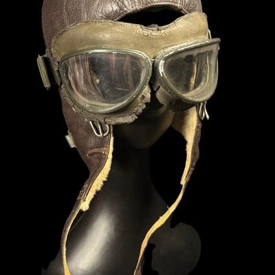 Sale Photo Thumbnail #419: WWII Luftwaffe Winter Flight Helmet & AUER