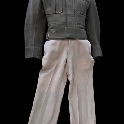 Sale Photo Thumbnail #316: WWII 12th AAF Bullion Wing Ike Uniform Ensemble