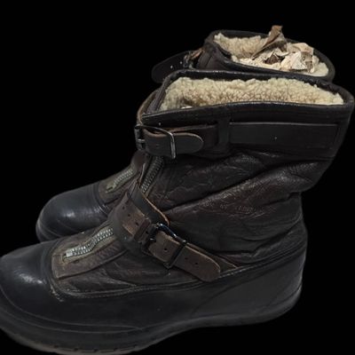 Sale Photo Thumbnail #379: WWII Type A-6A Winter Flying Boots - XL & 7.5