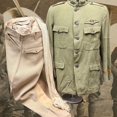 Sale Photo Thumbnail #259: RARE Named WWI USAS/RFC Toronto Group Uniform