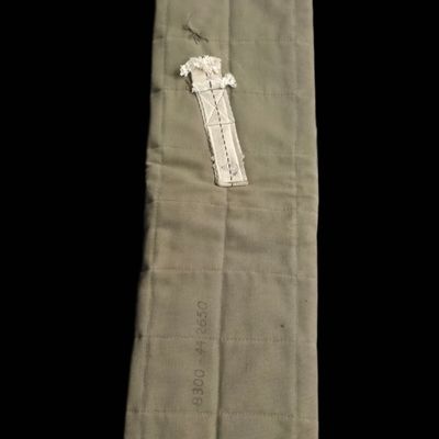 Sale Photo Thumbnail #186: WWII 2nd Pattern Griswold Paratrooper Weapon Bag