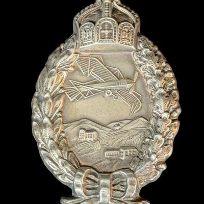 Sale Photo Thumbnail #86: CHOICE WWI Prussian Pilot's Badge, C.E. Juncker