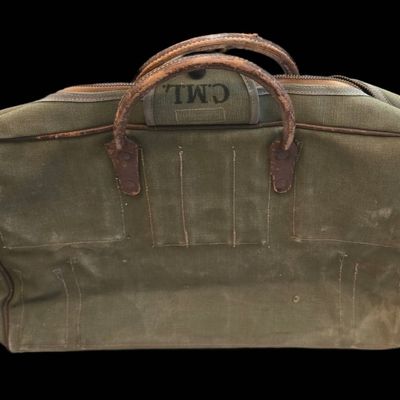 Sale Photo Thumbnail #154: WWII USAAF Type A-4 Navigator's Bag w/ Computers