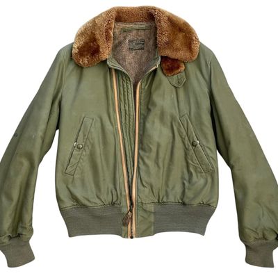 Sale Photo Thumbnail #338: WWII USAAF Type B-15 Flight Jacket - Rough Wear