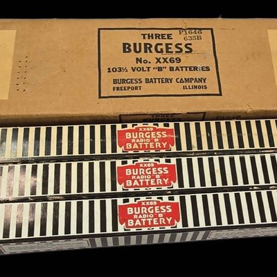 Sale Photo Thumbnail #165: SCARCE Boxed Burgess XX69 BC-611 Battery Trio