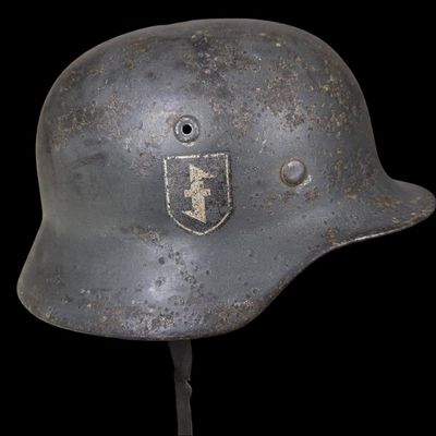 Sale Photo Thumbnail #482: WWII German M40 Stahlhelm with Wolfsangel Shield