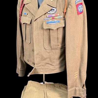 Sale Photo Thumbnail #273: Named 82nd Airborne M1944 Ike Jacket, CIB, Glider