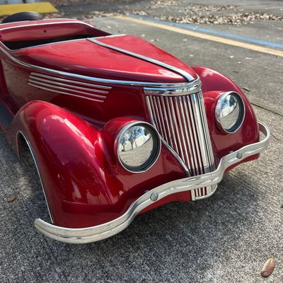 Custom Red Metal Pedal Car Spare Tire and Tufted Seat 1930s Roadster Style R118