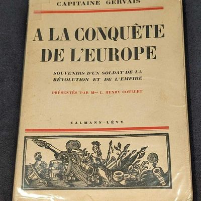 1939 A La Conquete De L'europe Softcover Book