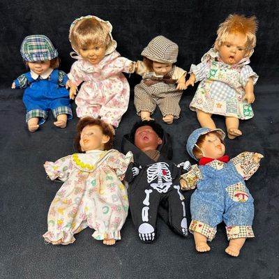 Lot of 7 Vintage Baby Dolls Mixed Brands Gi-Go