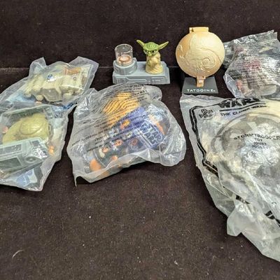 7 McDonald's Happy Meal Star Wars Toys