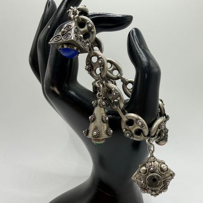 Faux Stone Accent Floral Motif Ornate Fob Charm 800 Silver Bracelet ER47
