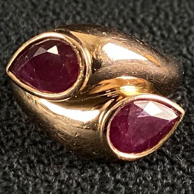 Vintage 18K Rose Gold Unisex Natural 4 TCW Ruby Ring