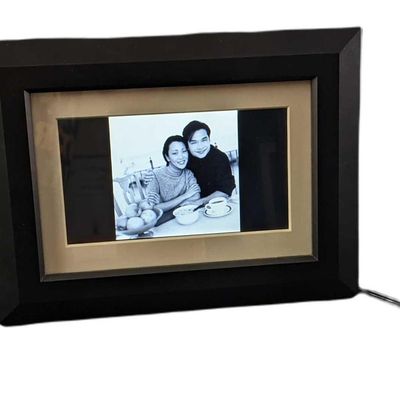 Optimus 7- Inch Digital Photo Frame