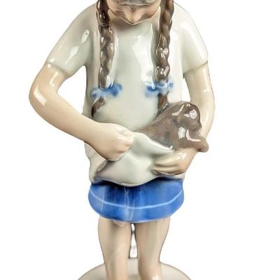 Royal Copenhagen Porcelain Girl With Kitten Figurine