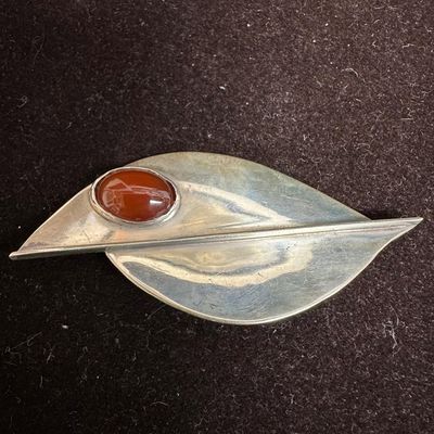 Modernist Sterling Silver Carnelian Stylized Leaf Brooch L20