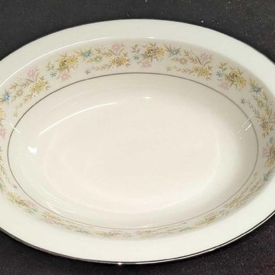 Retired Noritake Blossom Time Ivory China 10" Round Vegetable Bowl