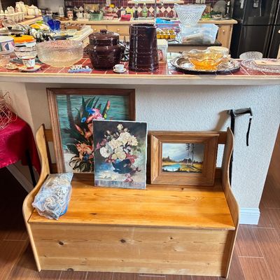 Estate sale photo