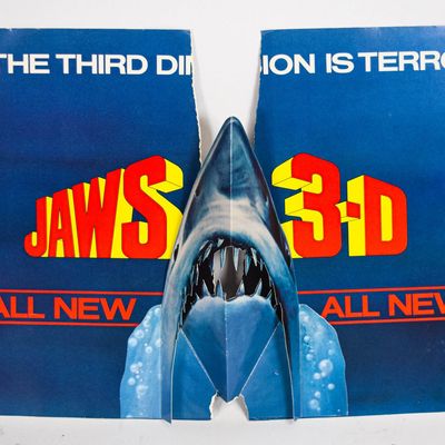 Universal City Studios Jaws 3-D Cardboard Pop-Up Promotional Display