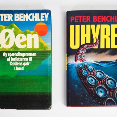 2 Peter Benchley Danish Language Novels, The Island and Beast