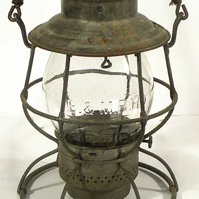 Boston & Maine Railroad lantern with embossed globe
