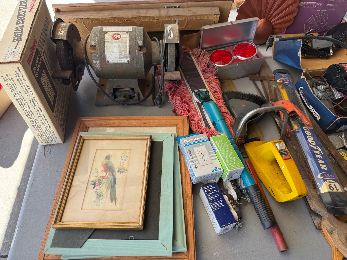 Estate sale photo