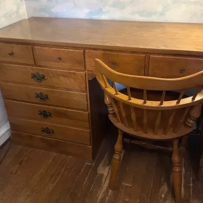 Ethan Allen Desk & Chair