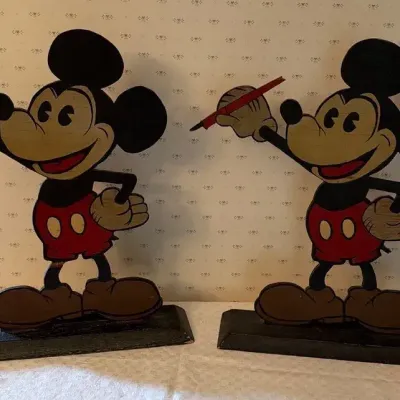 Wooden Mickey Mouse Decorative Stands 