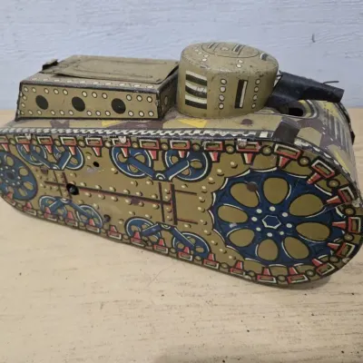 Sale Photo Thumbnail #71: Marx Doughboy Tin Tank