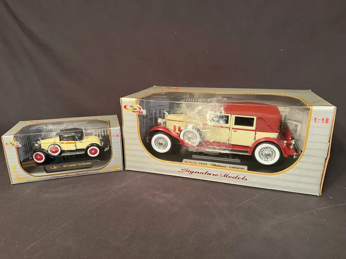 Signature Models 1927 Cadillac 314 Roadster & 1930 Packard LeBaron Die-Cast Cars