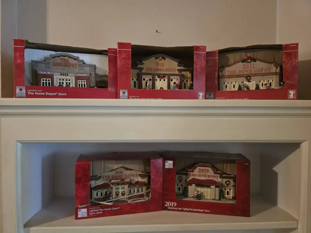 Home Accents Holiday Canterbury Lane The Home Depot Store Christmas Village Collection (Lot of 5)